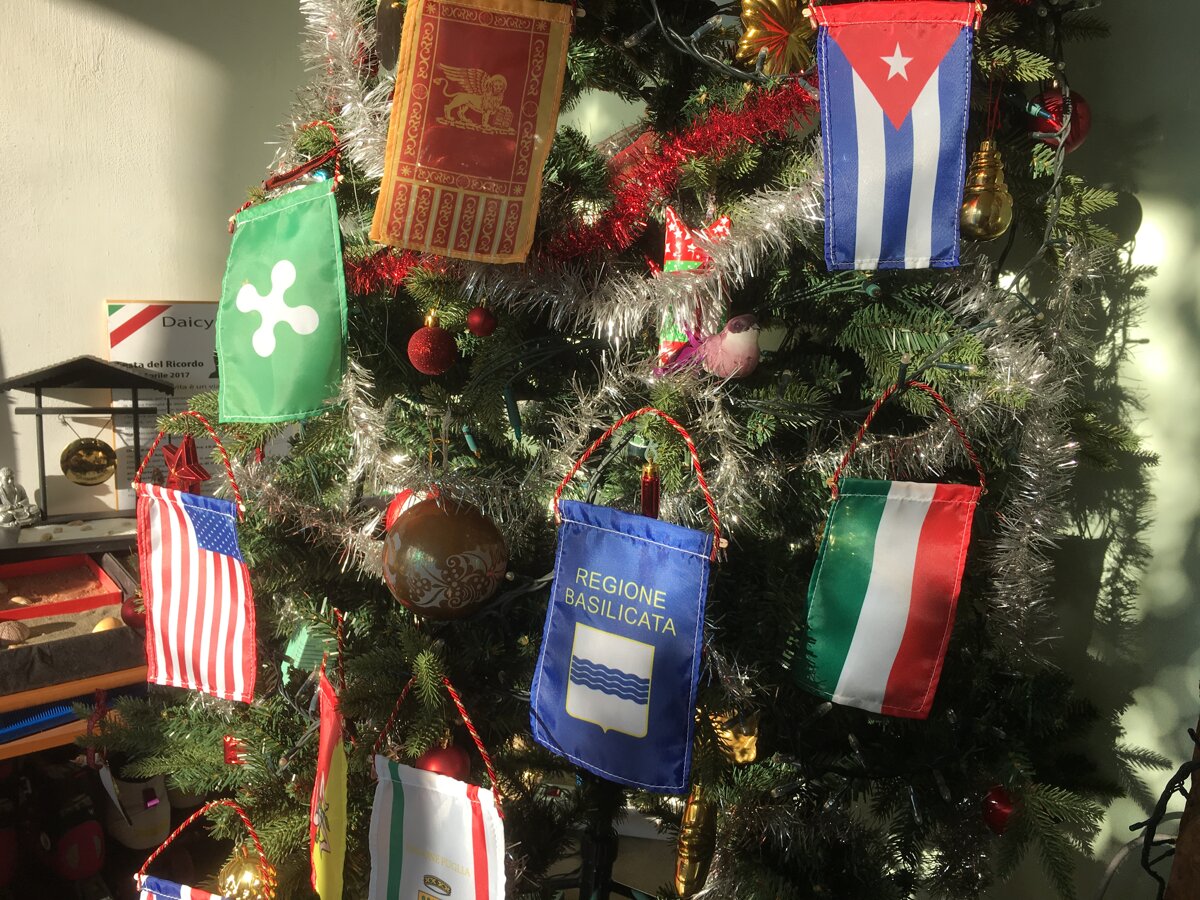 Ghirlanda di Bandierine Natalizie Bandiere Natale Decorazioni Casa Natale Bandiera Calze di Natale Babbo Renne Accessori Natalizi per casa 4 Sacchi 