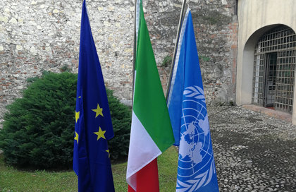 Set Bandiere Italia Europa ONU