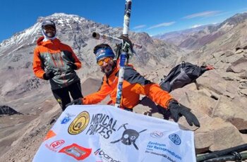 LA NOSTRA BANDIERA SULL’ACONCAGUA